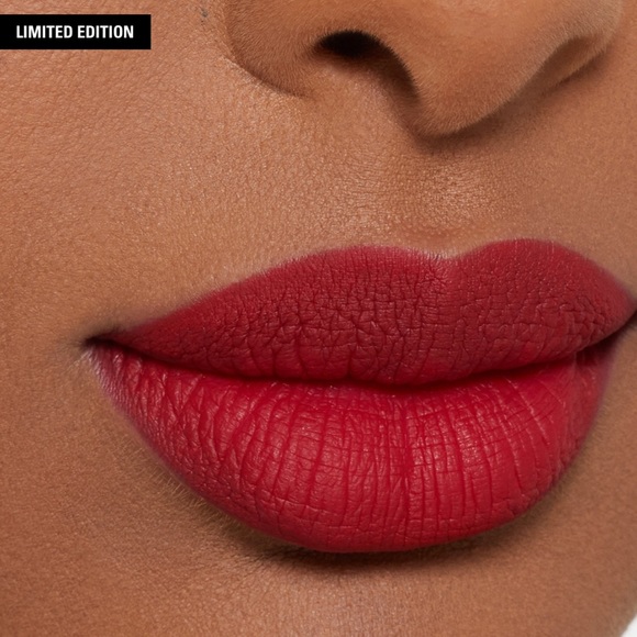 Kylie Cosmetics Holiday Collection Matte Lip Kit - Picture 6 of 14